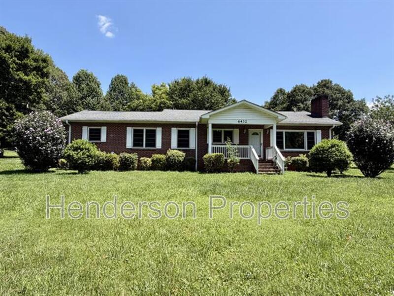 Charlotte House: 6432 Woodland Cr