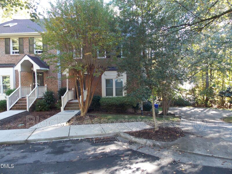 Durham House: 54 Preakness Drive