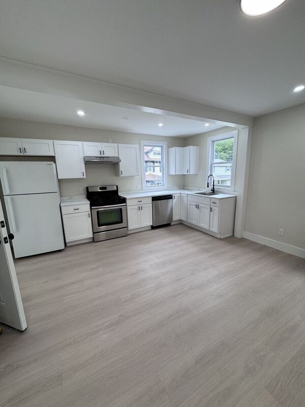 Rochester Condo: 22 Fleming Street