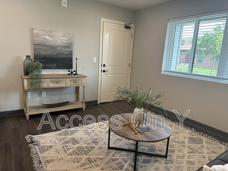 Lincoln Condo: 2320 Y Street