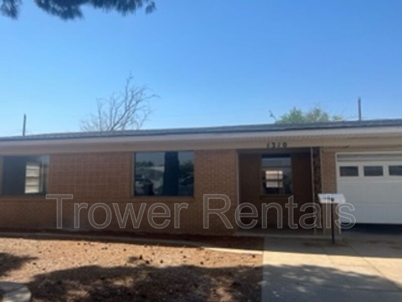 Odessa House: 1310 E 52nd