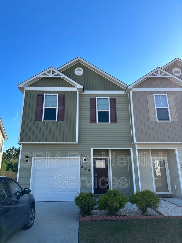 Holly Ridge Townhome: 334 Frisco Way