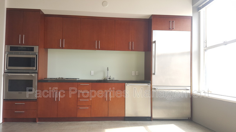 LOS ANGELES Condo: 411 W. 5th Street