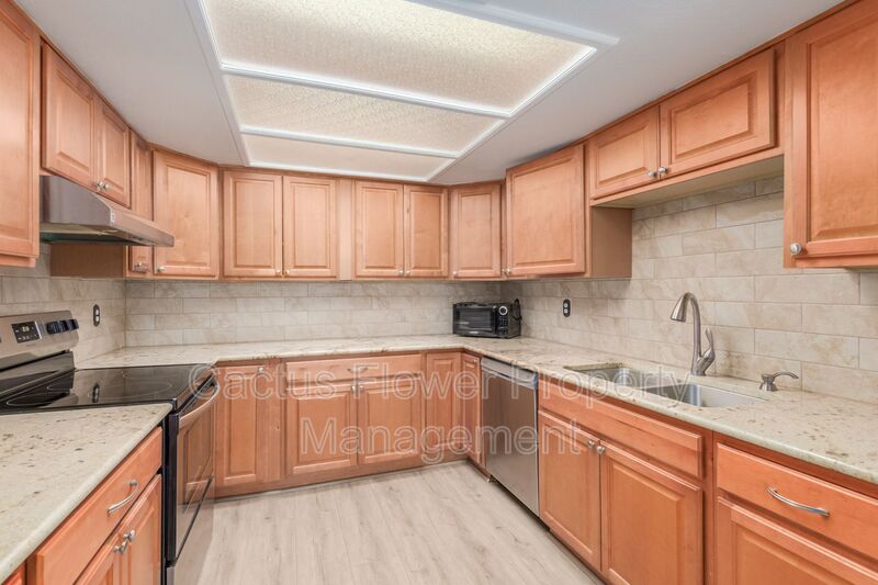 Request a Viewing for 1051 S DOBSON Road, Condo 38 Tenant Turner