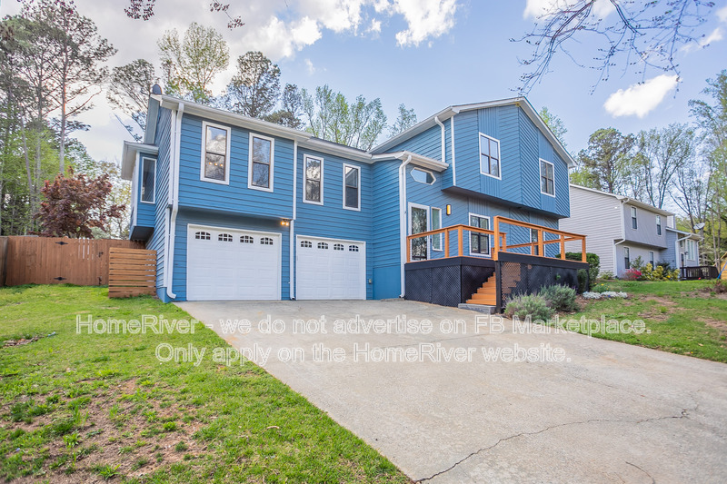 Acworth House: 4809 Burlington Ct NW