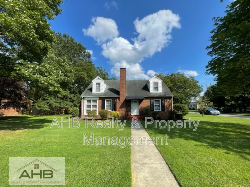 Graham House: 424 Green St.