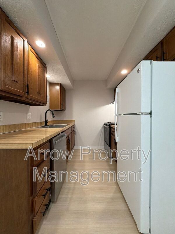 Lincoln Condo: 3341 Holdrege Street