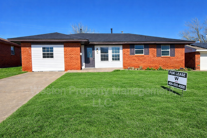 Del City House: 3229 Southeast 24th Street