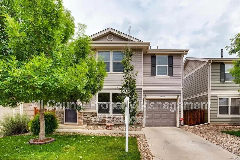 Longmont House: 10443 Lower Ridge Rd