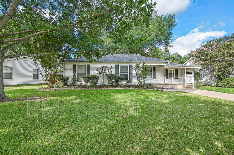 Dallas House: 1321 Casa Vale