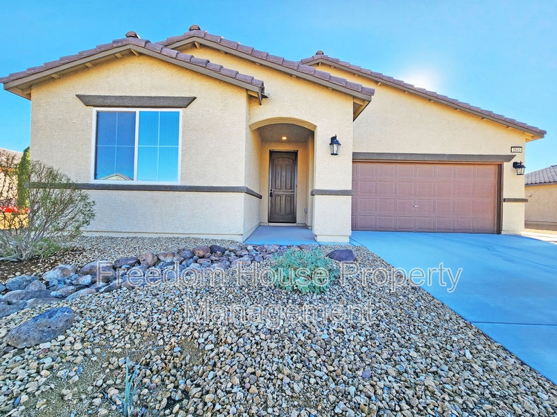Pahrump House: 3543 East Wallowa Drive
