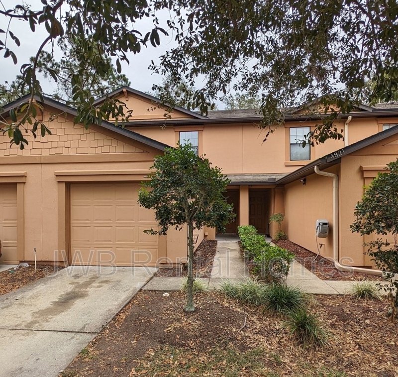 Jacksonville Townhome: 4817 Playschool Dr