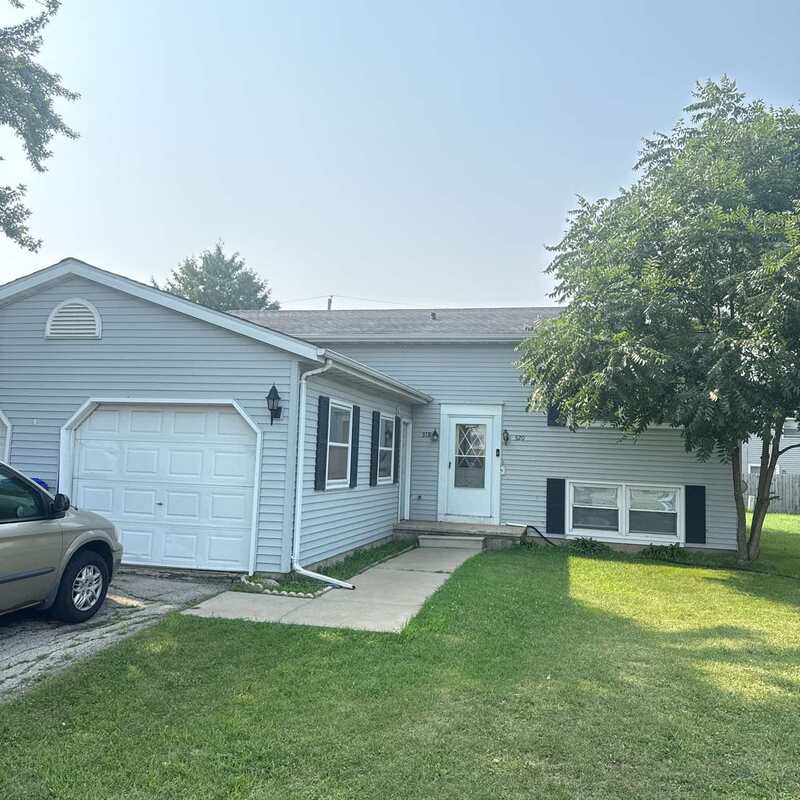 Neenah Condo: 320 Joseph St.