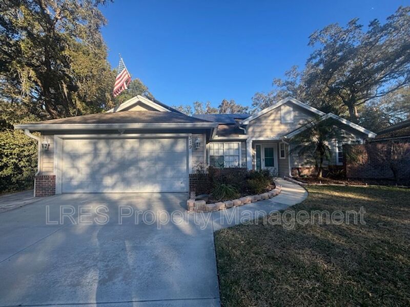 Lake Mary House: 319 Oak Leaf Cir