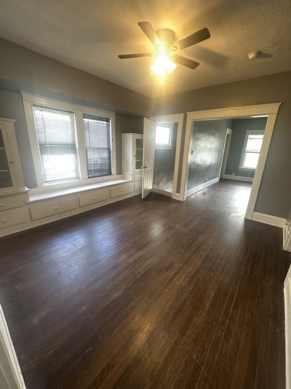 Cleveland Condo: 12711 Locke Avenue - Upstairs