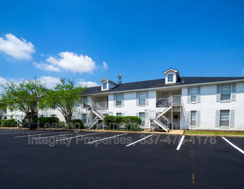 Baton Rouge Apartment: 7324 Menlo Drive