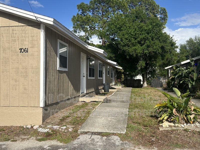 Pinellas Park Condo: 7061 58th St N