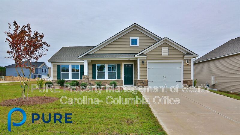 Camden House: 44 Bayberry Ct