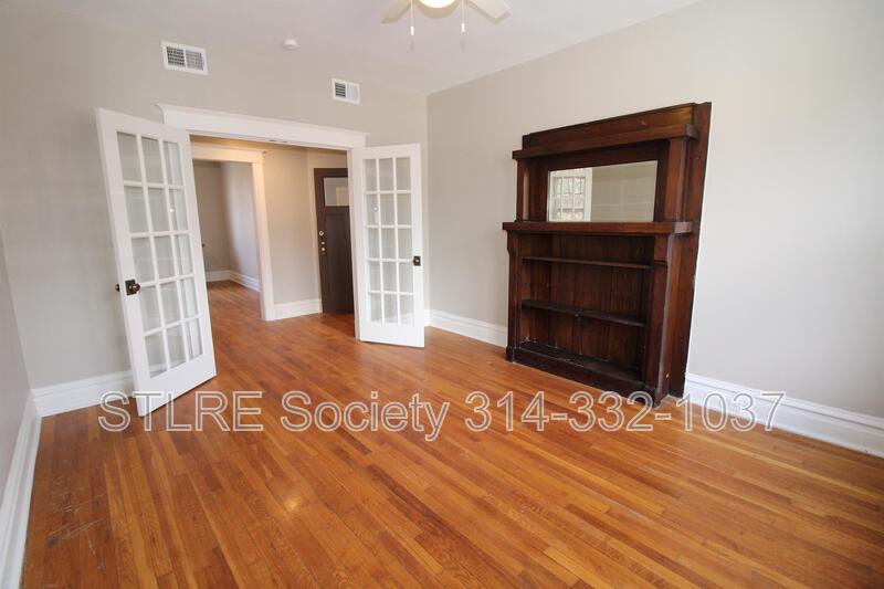 St. Louis Condo: 2606 Louisiana Ave. #2N