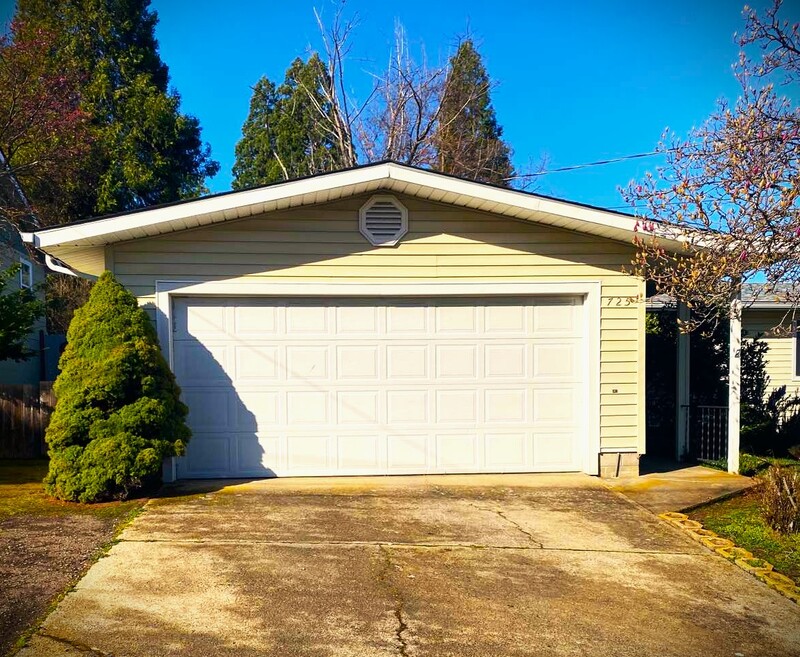 Ashland House: 725 Frances