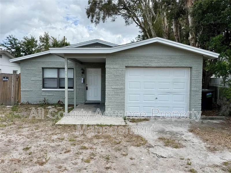 Clearwater House: 6440 150th Ave N