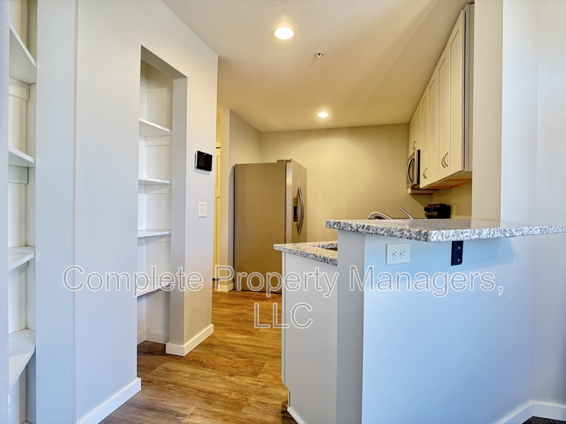 Albert Lea Condo: 207 4th St. E. - 15