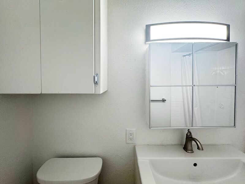 Photo 16 of rental home at 2210 West 19th Avenue