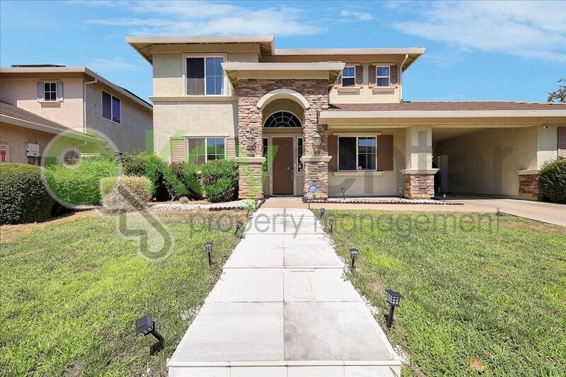 Lincoln House: 1740 Allenwood Circle