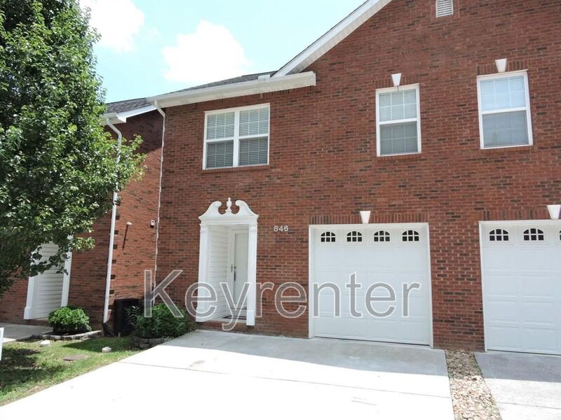 Knoxville Townhome: 846 Blue Spruce Way