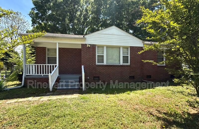 Rock Hill House: 2472 Breen Circle