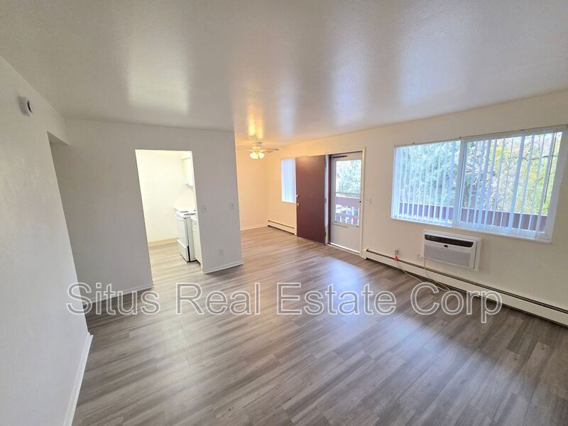 Arvada House: 6090 Olde Wadsworth Blvd.