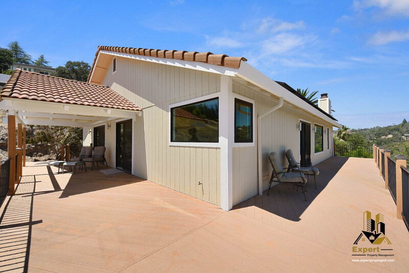 Newcastle House: 9500 Powerhouse Rd.