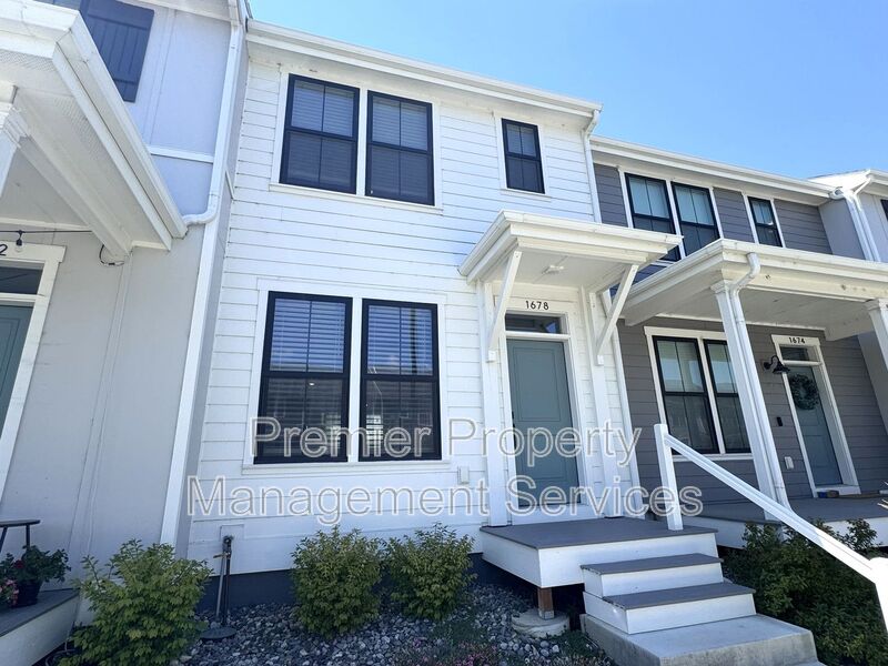 Billings Townhome: 1678 St. George