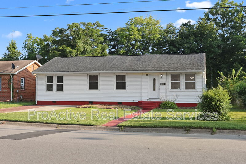 Norfolk House: 905 Tifton Street