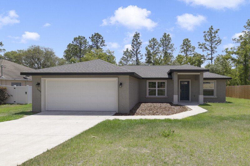 Citrus Springs House: 2384 W Newhope Ln