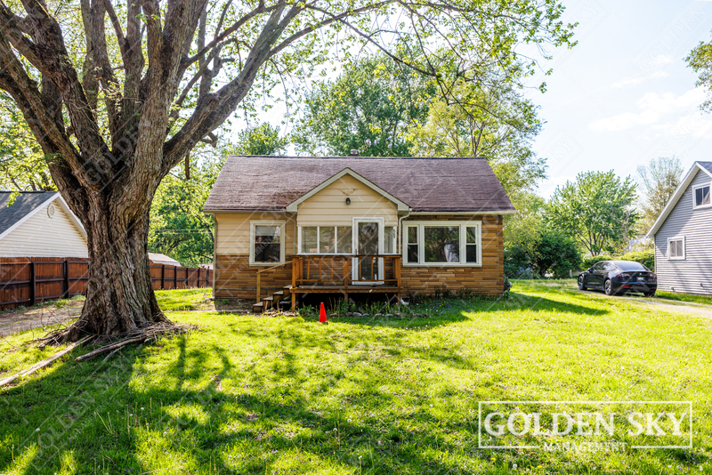 Muncie House: 609 North Waldemere Avenue