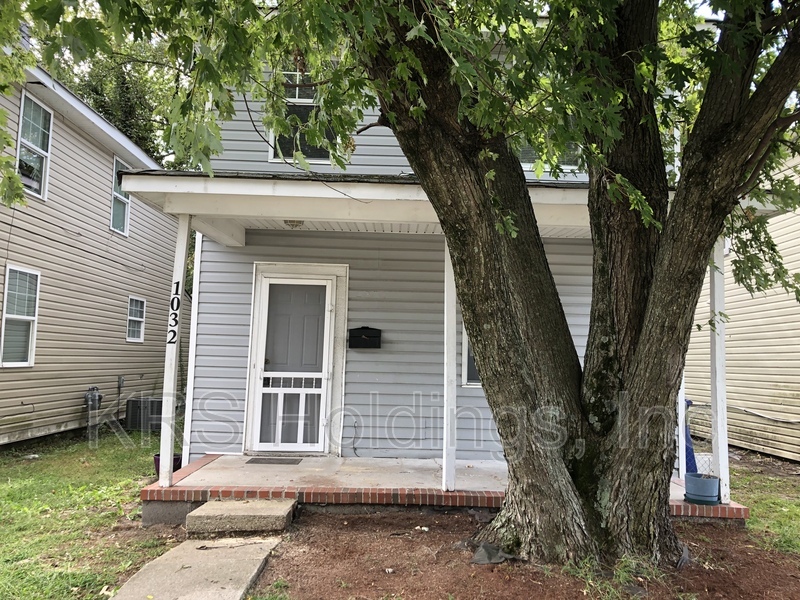 Newport News House: 1032 37th Street