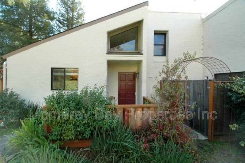 Santa Cruz Townhome: 660 Nobel Drive
