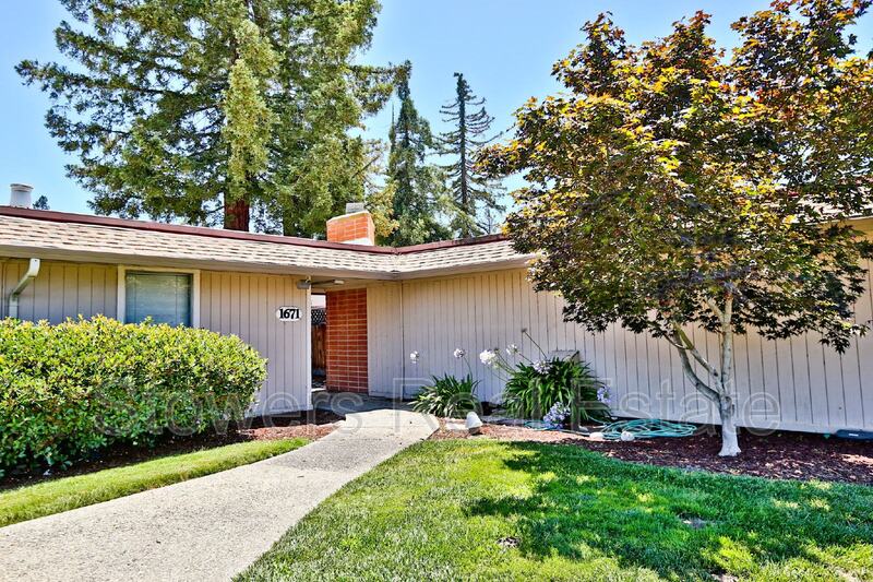 Walnut Creek Townhome: 1671 Alvarado Ave