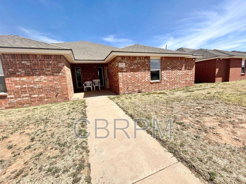 Lubbock House: 908 N. Belmont Avenue