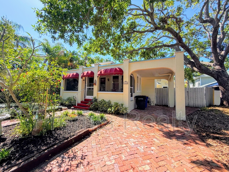 Clearwater House: 1103 Charles Street