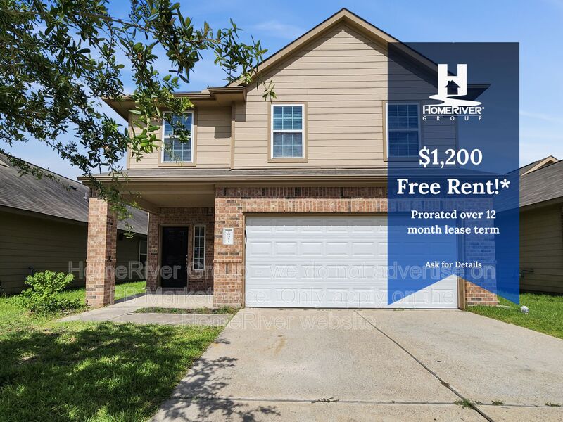 Houston House: 10311 Urban Oak Trl