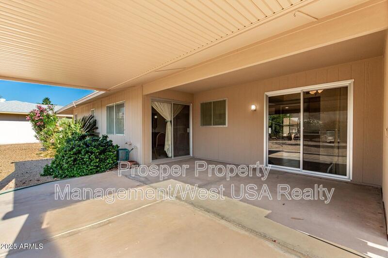 Sun City West House: 12730 W Allegro Dr