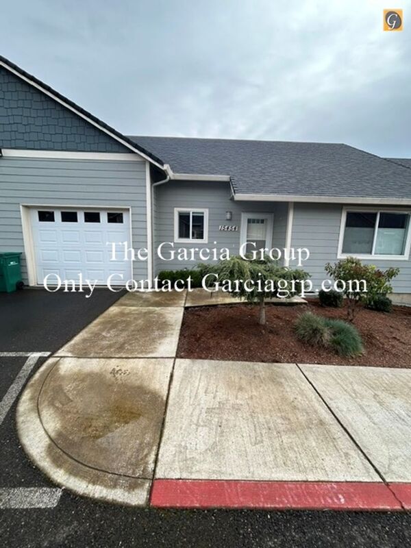 Oak Grove Condo: 15464 SE East Ave