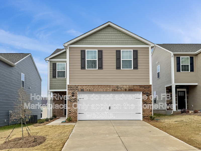 Hickory House: 1345 37th Avenue Ln NE