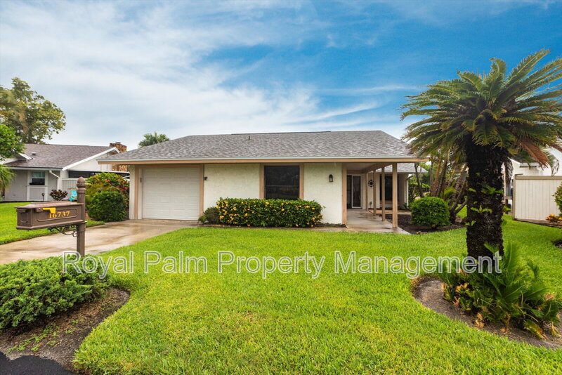 Fort Myers House: 16737 Pheasant Ct
