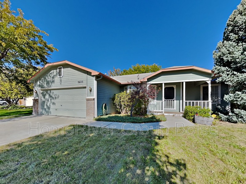 Boise House: 5600 S Tecoma Pl