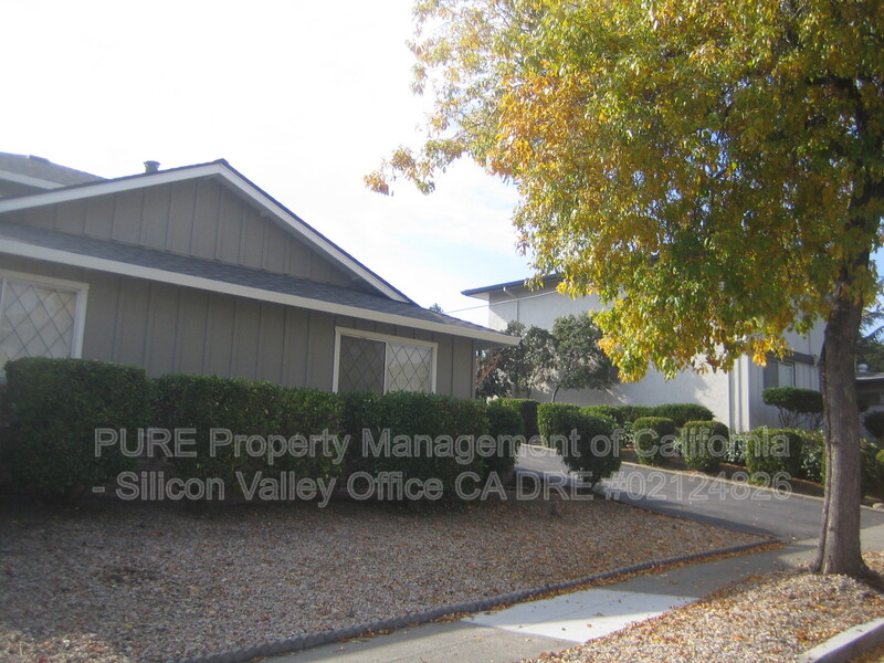 Los Gatos House: 122 Towne Terrace