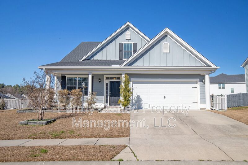 Moncks Corner House: 584 Pendleton Drive