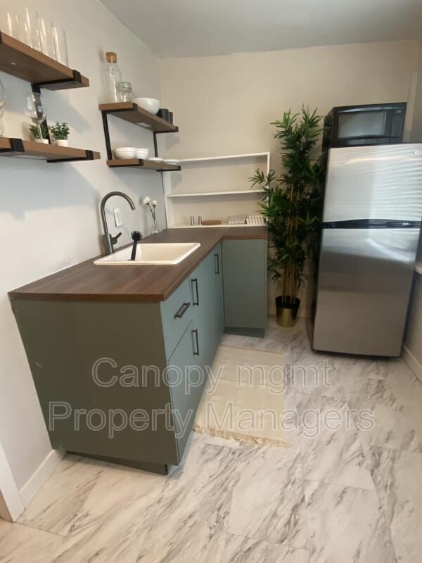 Request a Viewing for 121 Canora Street, Unit 3 Tenant Turner